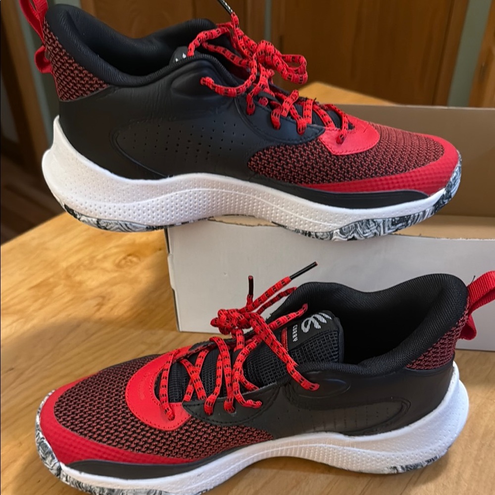 Under Armour Curry 3Z 24